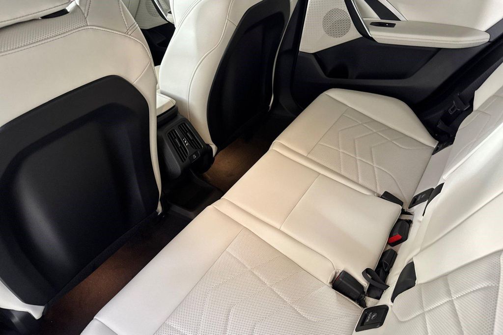 2026 BMW X2 XDRIVE28I 缩略图 23