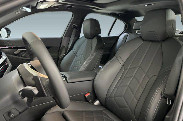 2026 BMW 530 530I — миниатюра 21