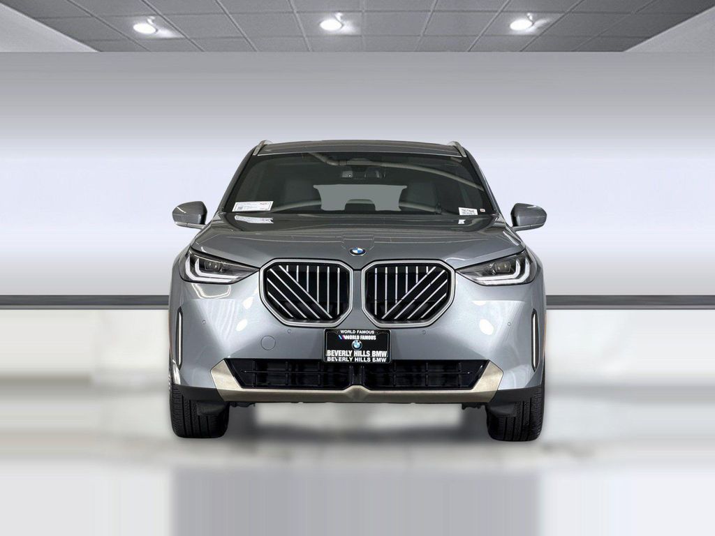 صورة 6 لـ 2026 BMW X3 30 XDRIVE