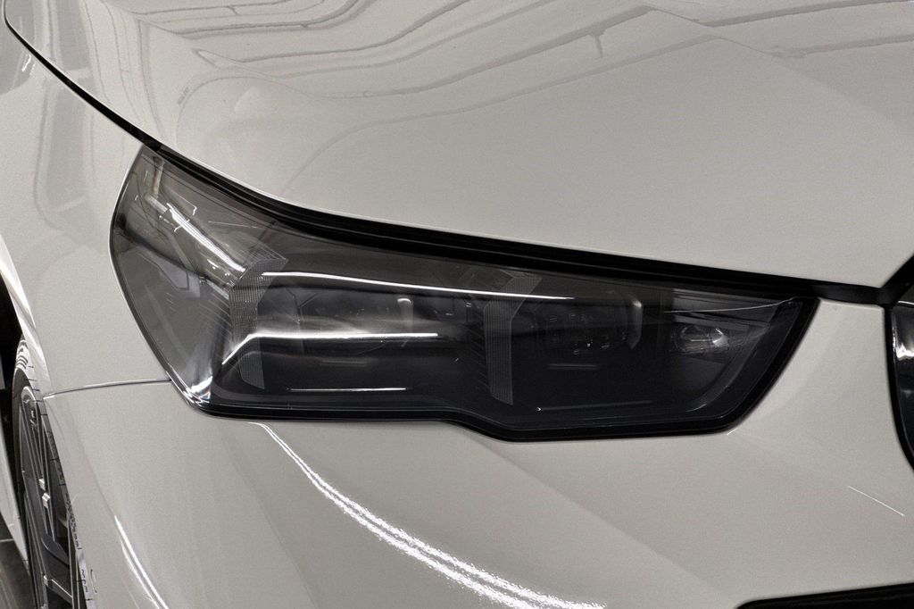 2026 BMW I5 M60 — миниатюра 11