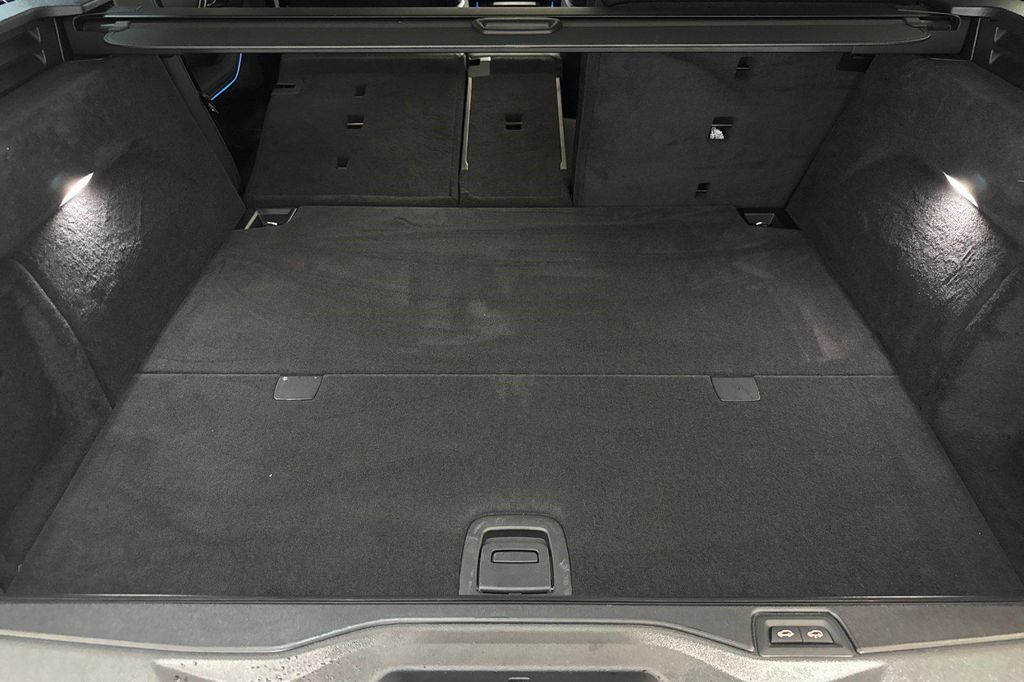 صورة مصغرة 33 لـ 2026 BMW X5 PHEV XDRIVE50E