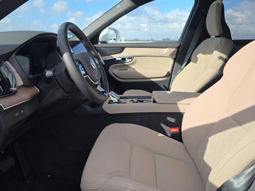 2026 Volvo XC90 PLUG-IN HYBRID T8 PLUS 7-SEATER 照片 9