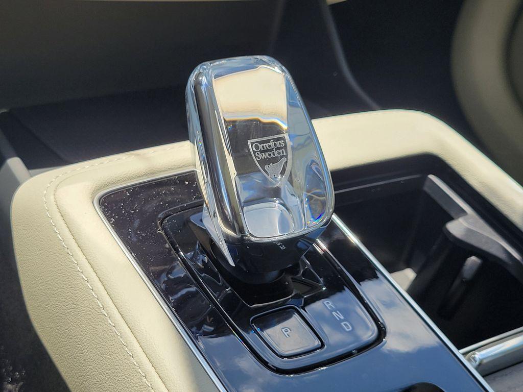 2026 Volvo XC90 B6 ULTRA 7-SEATER 缩略图 15