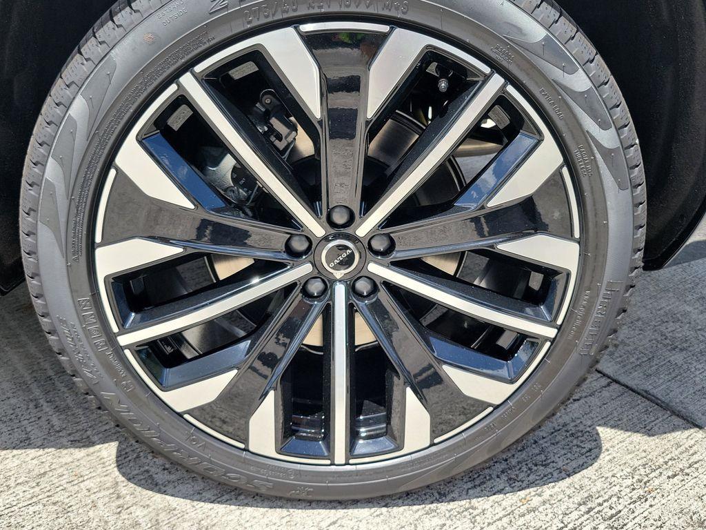2026 Volvo XC90 B6 ULTRA 7-SEATER — фото 5