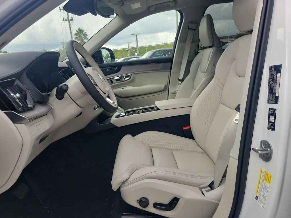 2026 Volvo XC90 B6 ULTRA DARK THEME 7-SEATER 缩略图 9