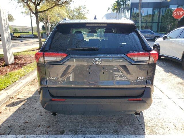 TOYOTA RAV4 - 5