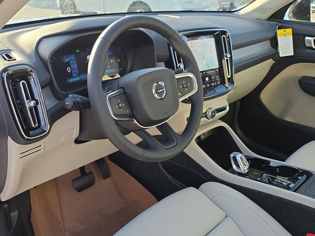 2026 Volvo XC40 B5 PLUS 照片 8