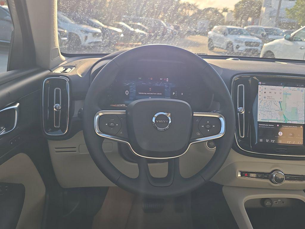 2026 Volvo XC40 B5 PLUS 照片 7