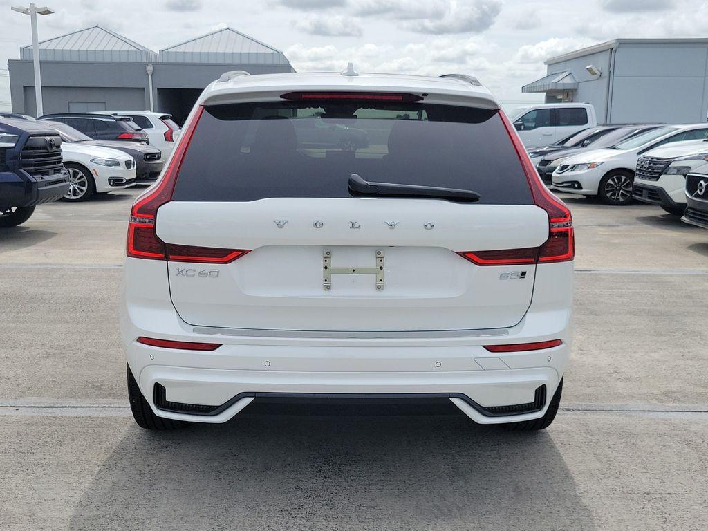 صورة 4 لـ 2026 Volvo XC60 B5 PLUS
