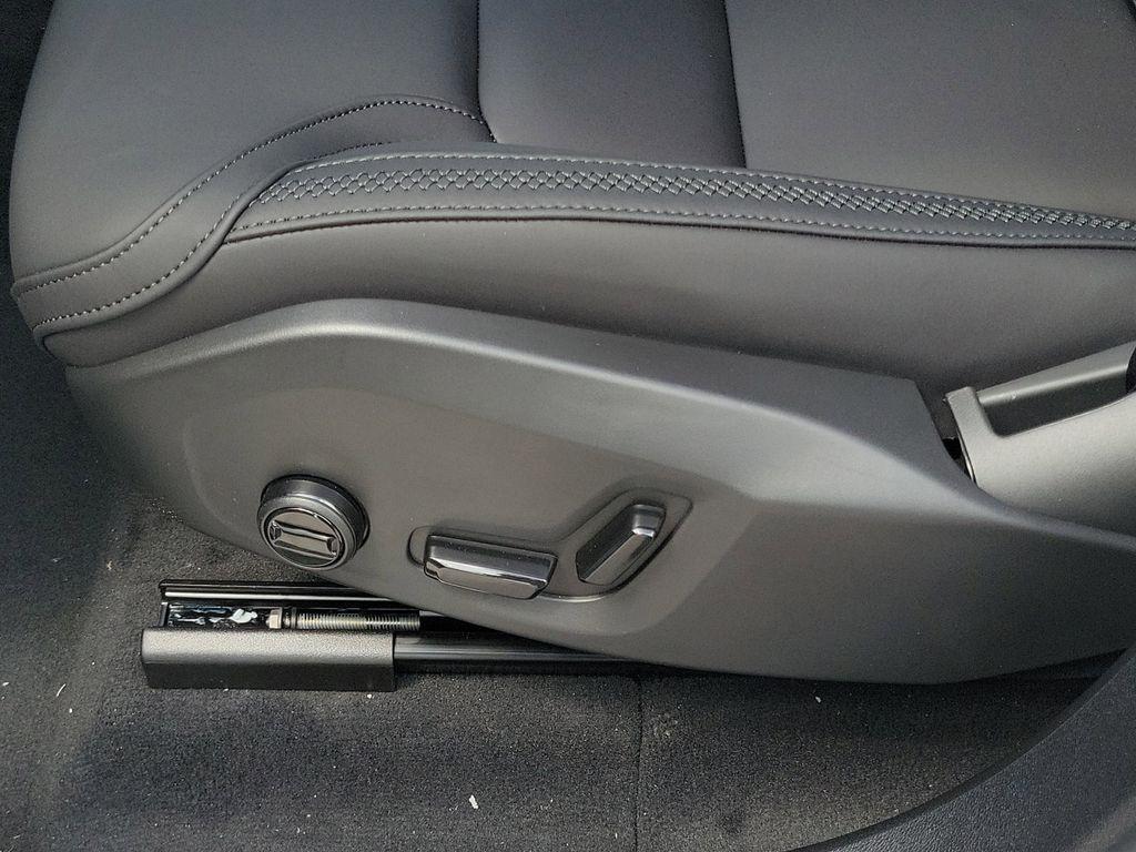 2026 Volvo XC60 B5 PLUS 缩略图 11