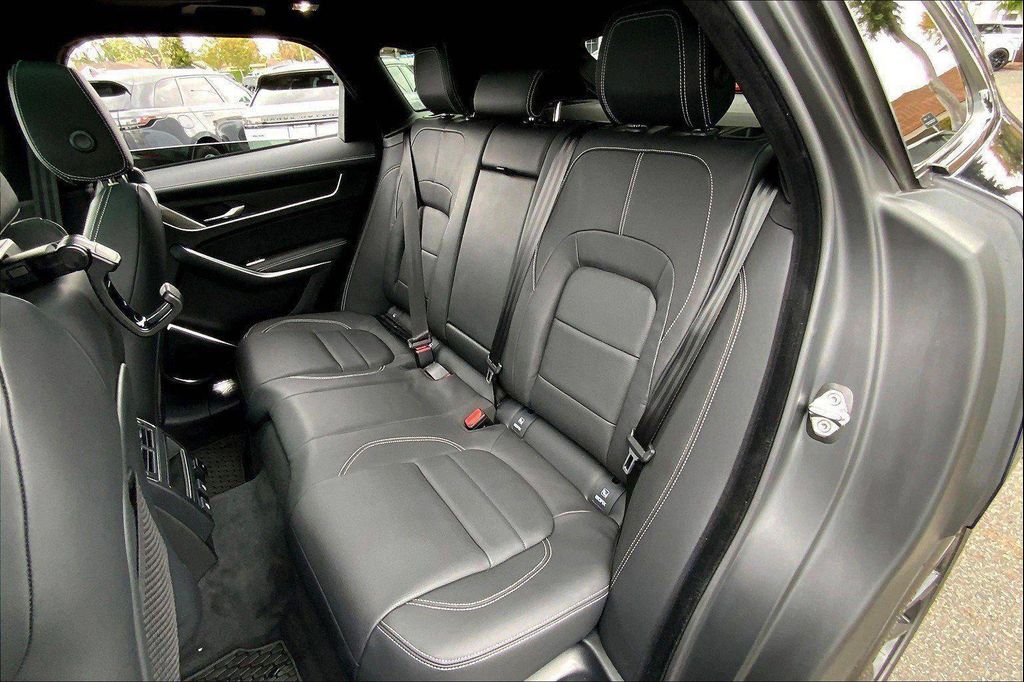 2025 Jaguar F-PACE R-DYNAMIC S P250 AWD AUTOMATIC — фото 8
