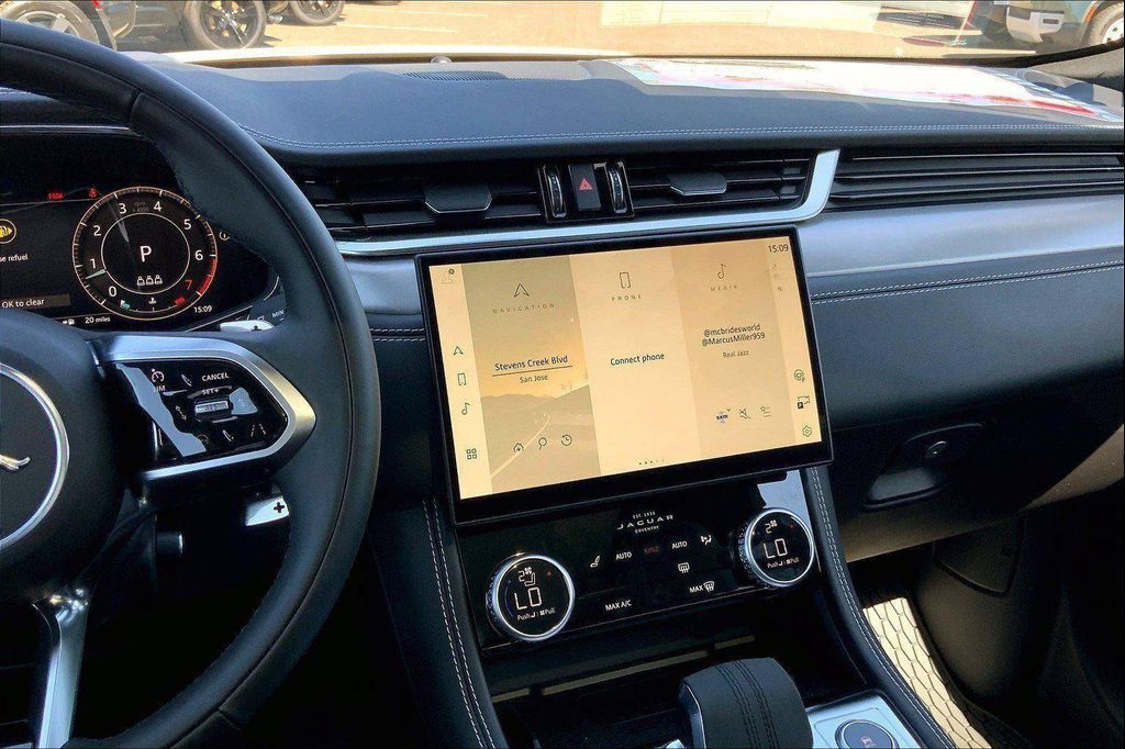 2025 Jaguar F-PACE R-DYNAMIC S P250 AWD AUTOMATIC — фото 9