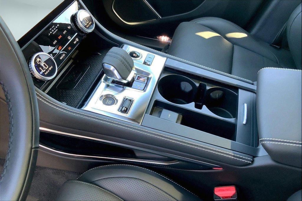 2025 Jaguar F-PACE R-DYNAMIC S P250 AWD AUTOMATIC 照片 7