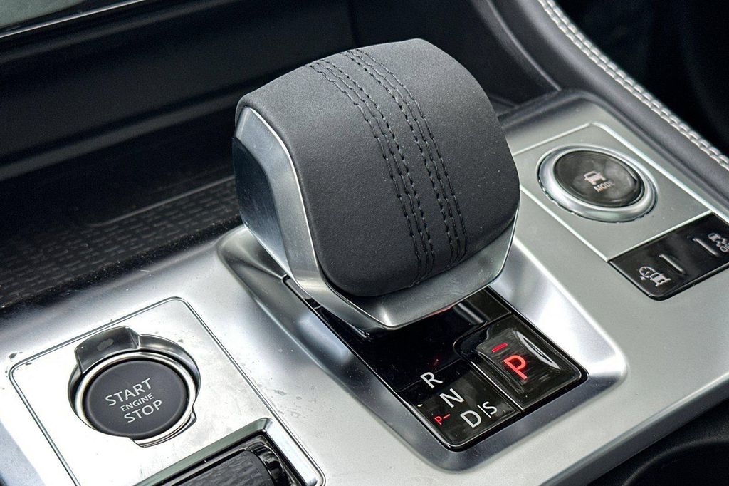 2025 Jaguar F-PACE R-DYNAMIC S P250 AWD AUTOMATIC — миниатюра 15