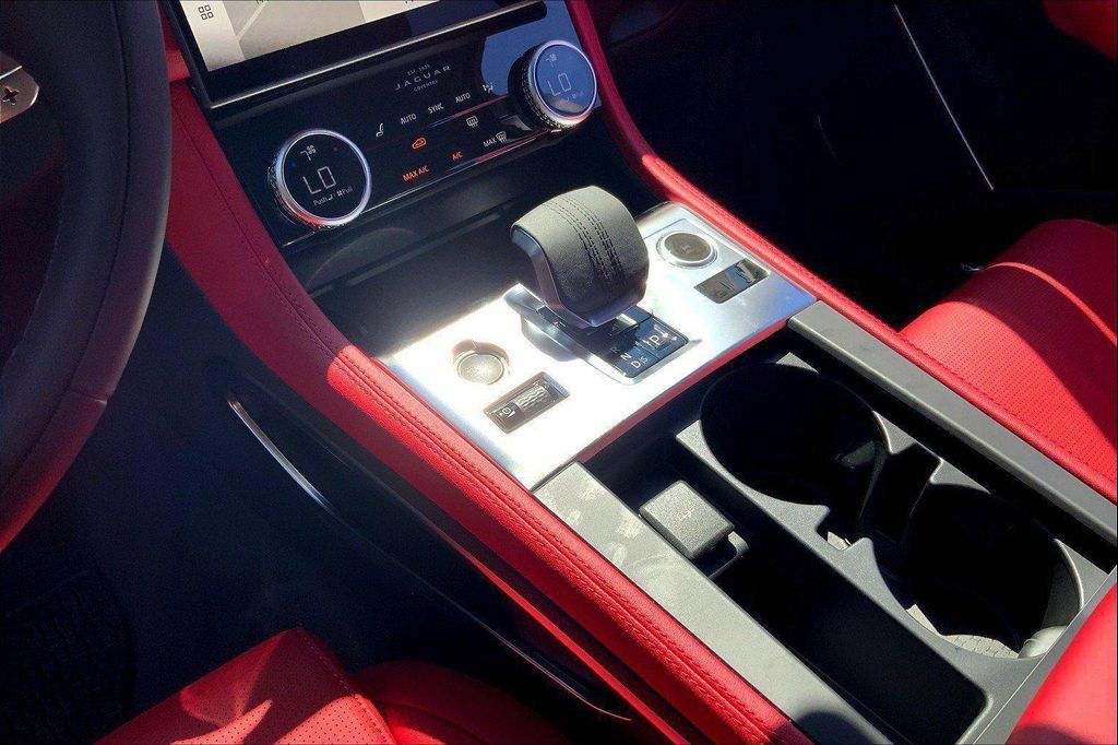 2026 Jaguar F-PACE R-DYNAMIC S P250 AWD AUTOMATIC 照片 9