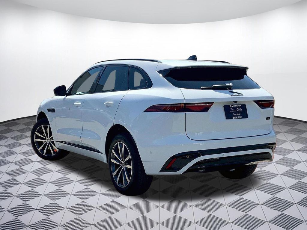 صورة 2 لـ 2026 Jaguar F-PACE R-DYNAMIC S P250 AWD AUTOMATIC
