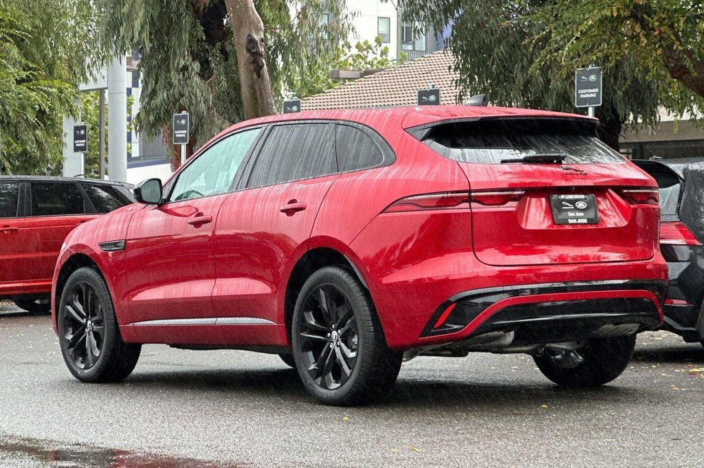 2024 Jaguar F-PACE R-DYNAMIC S P250 AWD AUTOMATIC — фото 3