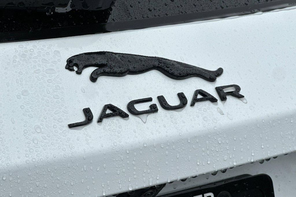 2025 Jaguar F-PACE R-DYNAMIC S P250 AWD AUTOMATIC — миниатюра 24