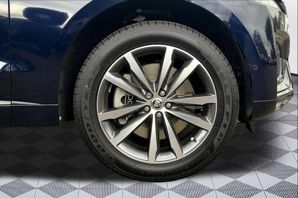 2026 Jaguar F-PACE R-DYNAMIC S P250 AWD AUTOMATIC — фото 6