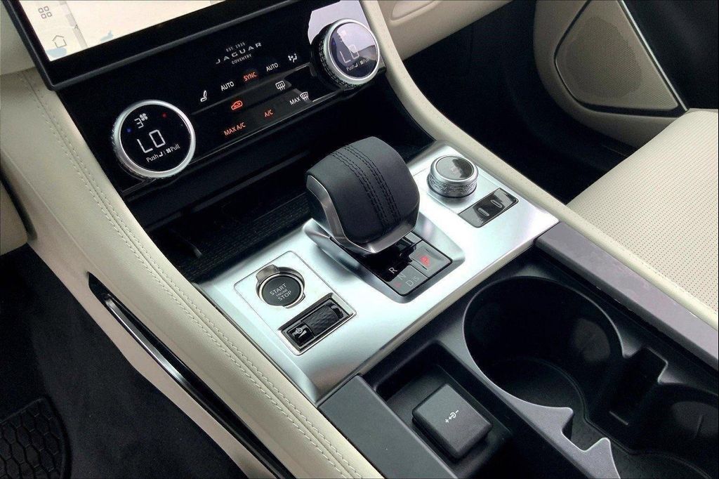 2026 Jaguar F-PACE R-DYNAMIC S P250 AWD AUTOMATIC — фото 10