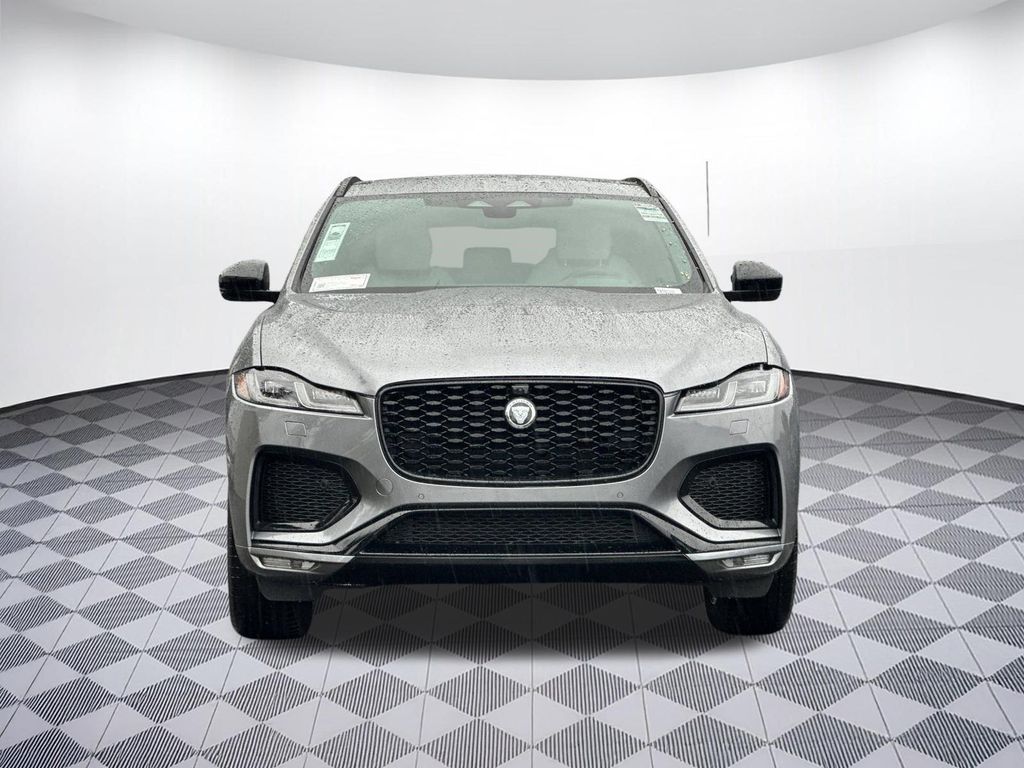 صورة 5 لـ 2026 Jaguar F-PACE R-DYNAMIC S P250 AWD AUTOMATIC