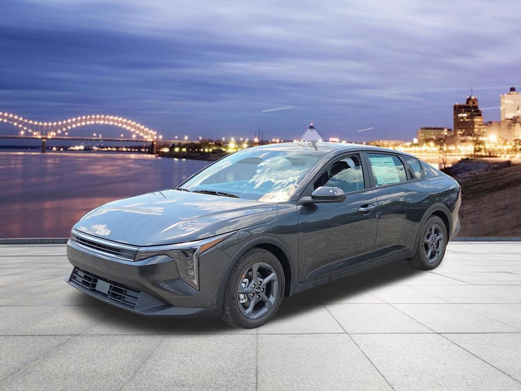 New 2026 Kia K4 LXS