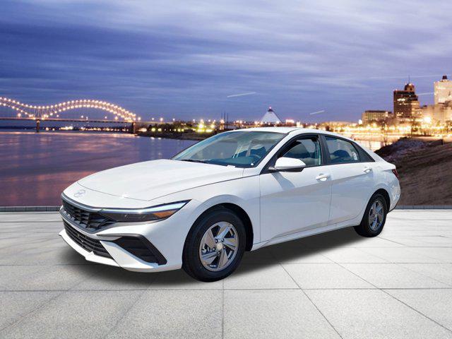 New 2025 Hyundai ELANTRA SE