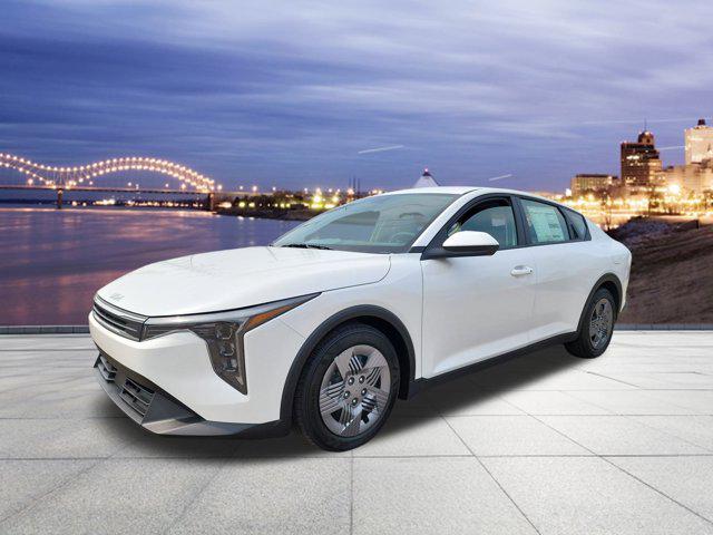 New 2025 Kia K4 LX