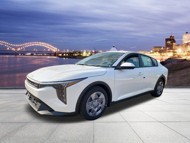 New 2025 Kia K4 LX