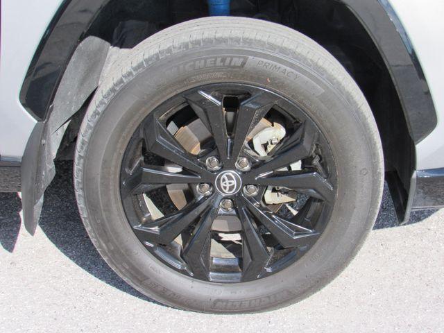 2024 Toyota RAV4 HYBRID SE 照片 10