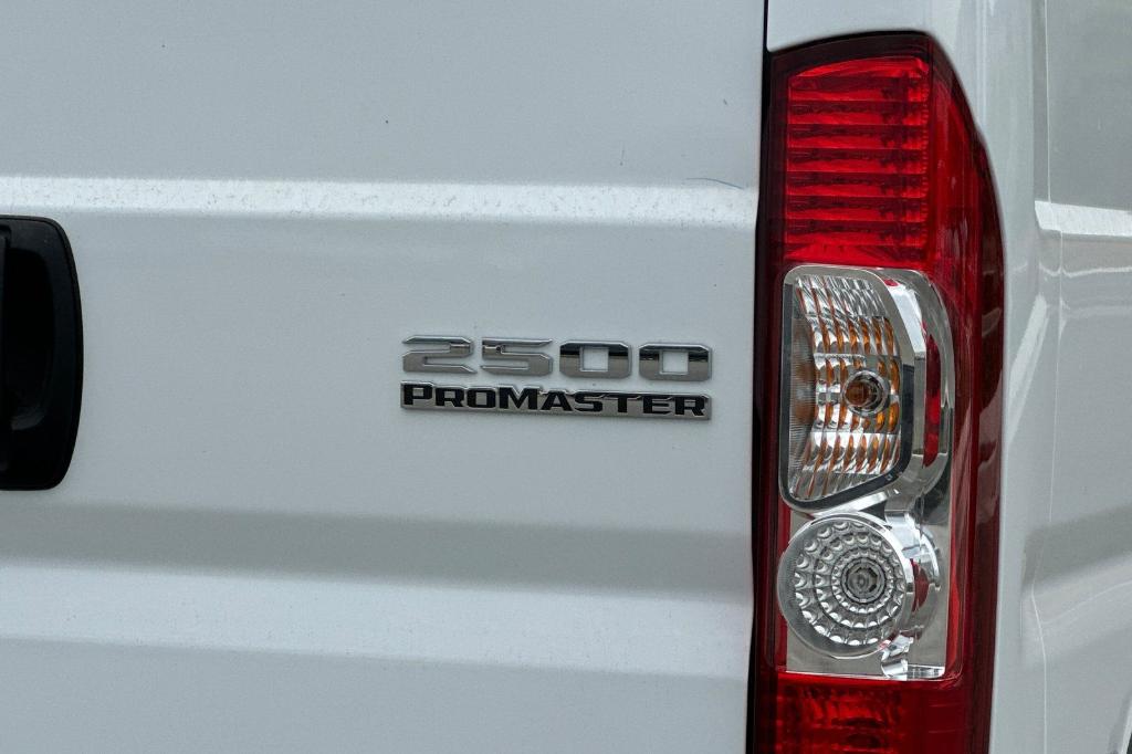 2026 RAM PROMASTER 2500 HIGH ROOF — миниатюра 29