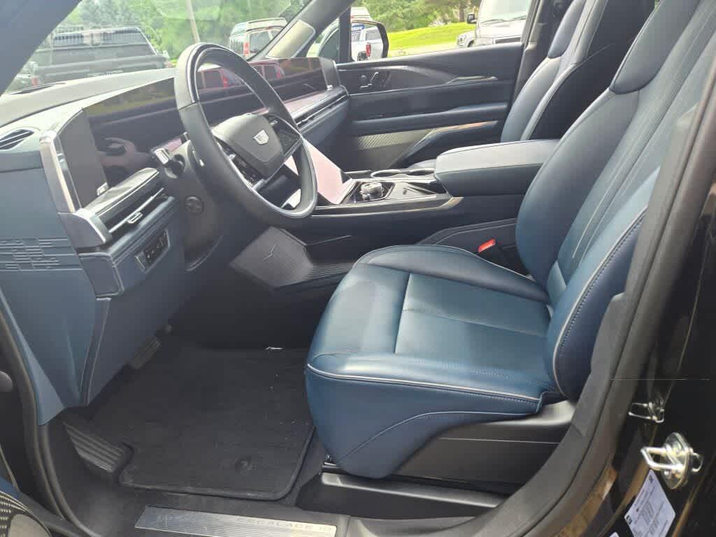 2026 Cadillac ESCALADE IQ PREMIUM LUXURY — миниатюра 22