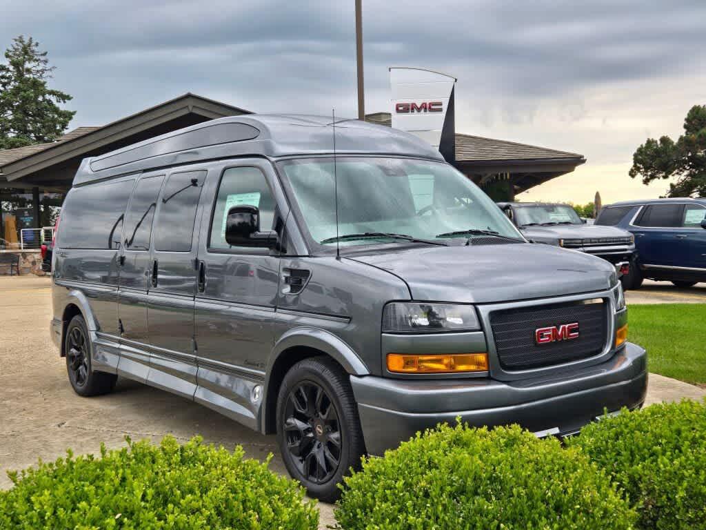 New 2026 GMC Savana 2500 Work Van