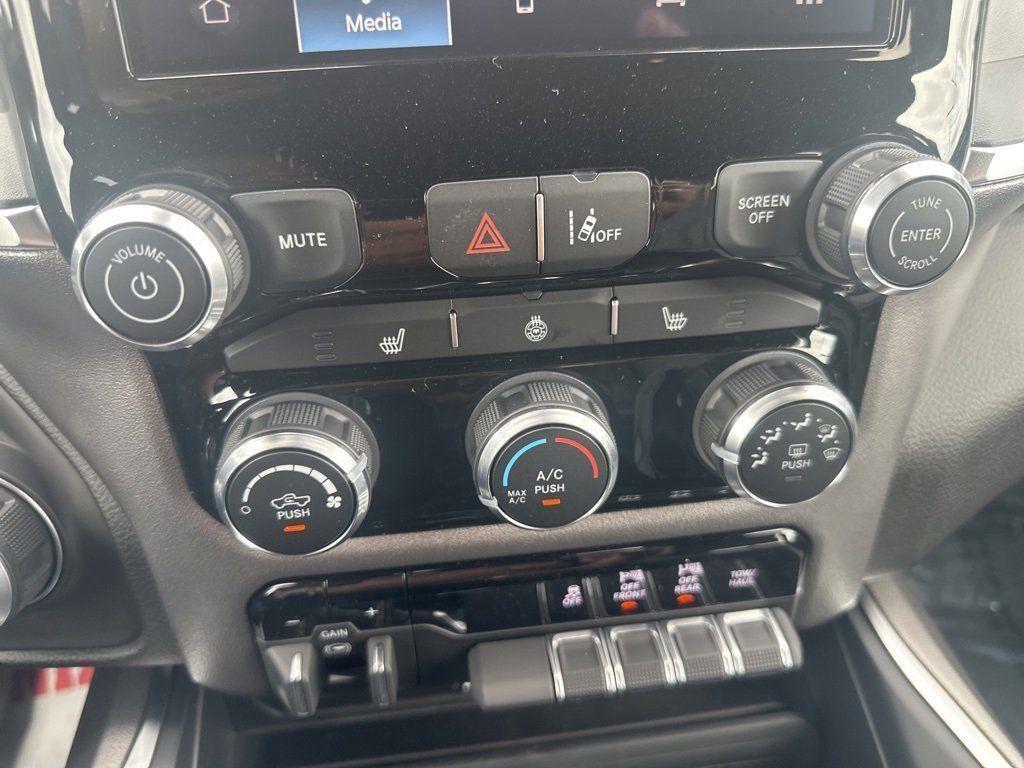 2026 RAM 1500 BIG HORN/LONE STAR — миниатюра 27