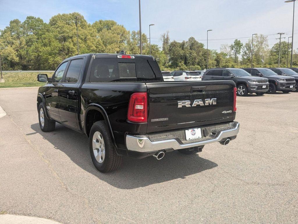 2026 RAM 1500 BIG HORN/LONE STAR — фото 3
