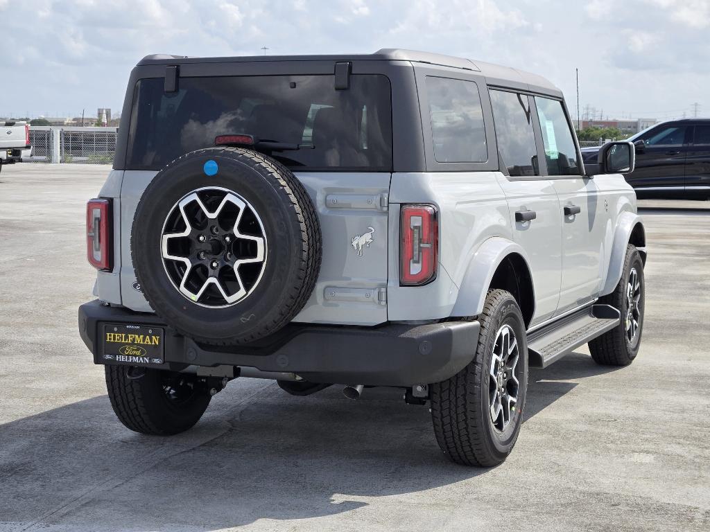 صورة 4 لـ 2026 FORD BRONCO OUTER BANKS