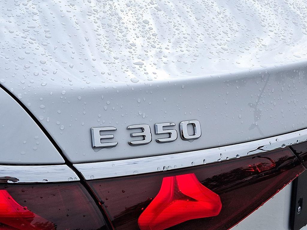 2026 Mercedes-BENZ E-CLASS — миниатюра 24