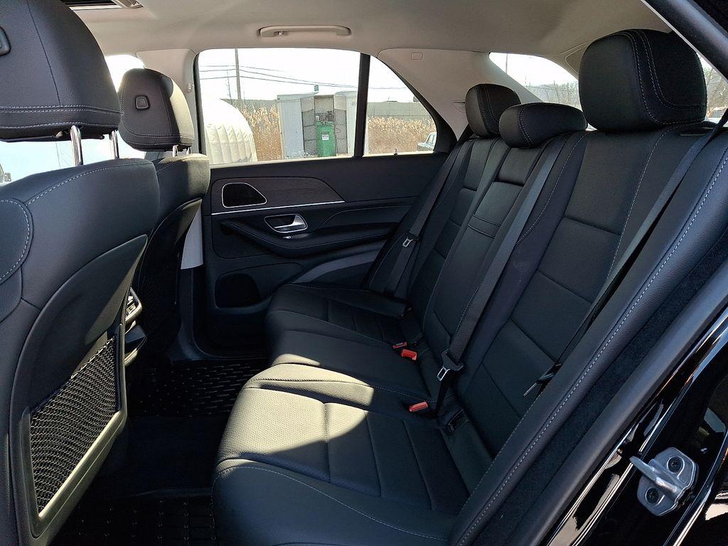 MERCEDES-BENZ GLE - 10