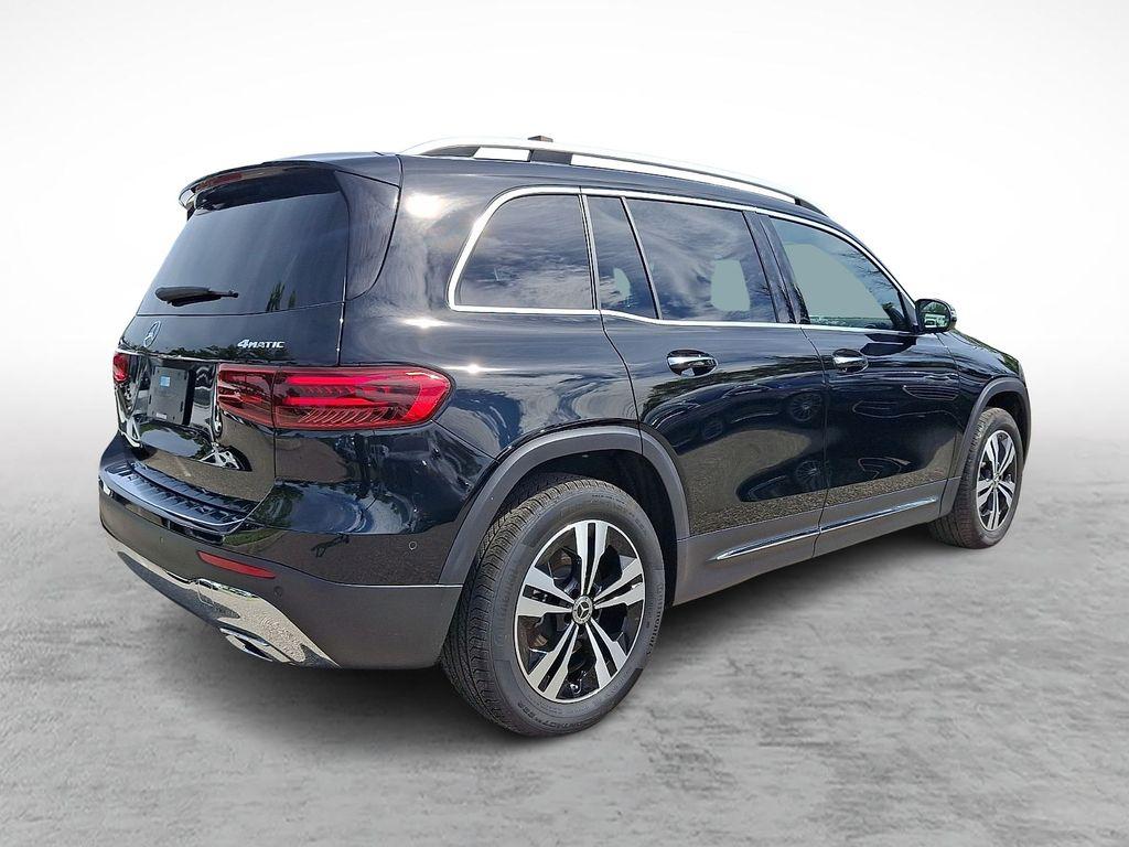 2026 Mercedes-BENZ GLB photo 6