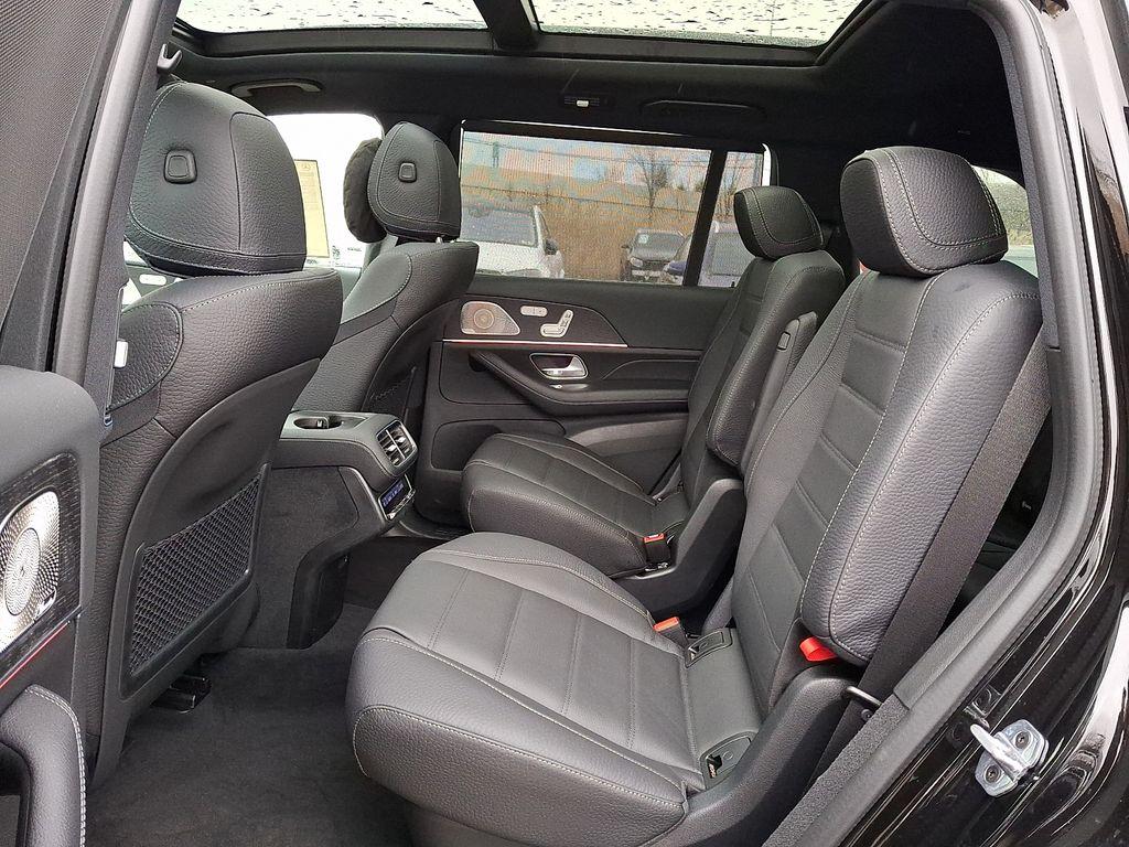 MERCEDES-BENZ GLS - 9