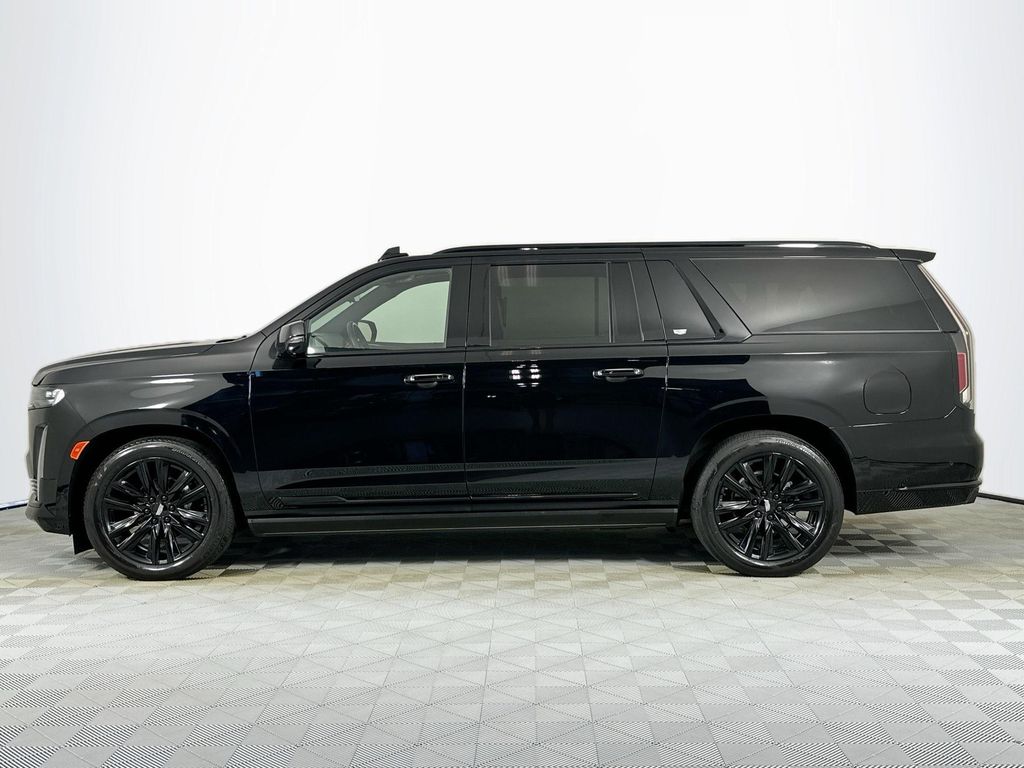 2024 CADILLAC ESCALADE ESV SPORT photo 8