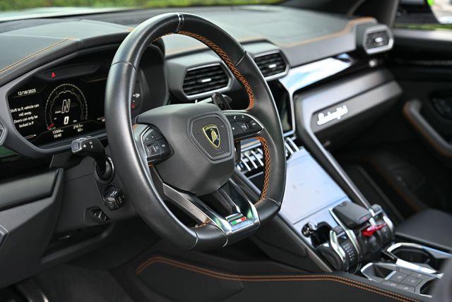 2023 Lamborghini URUS S — миниатюра 25