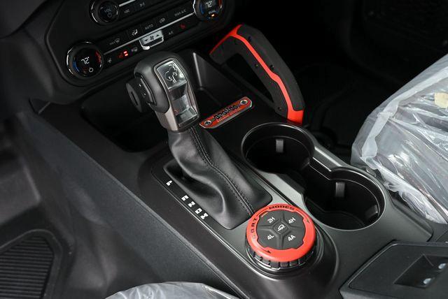 صورة مصغرة 41 لـ 2025 FORD BRONCO STROPPE EDITION