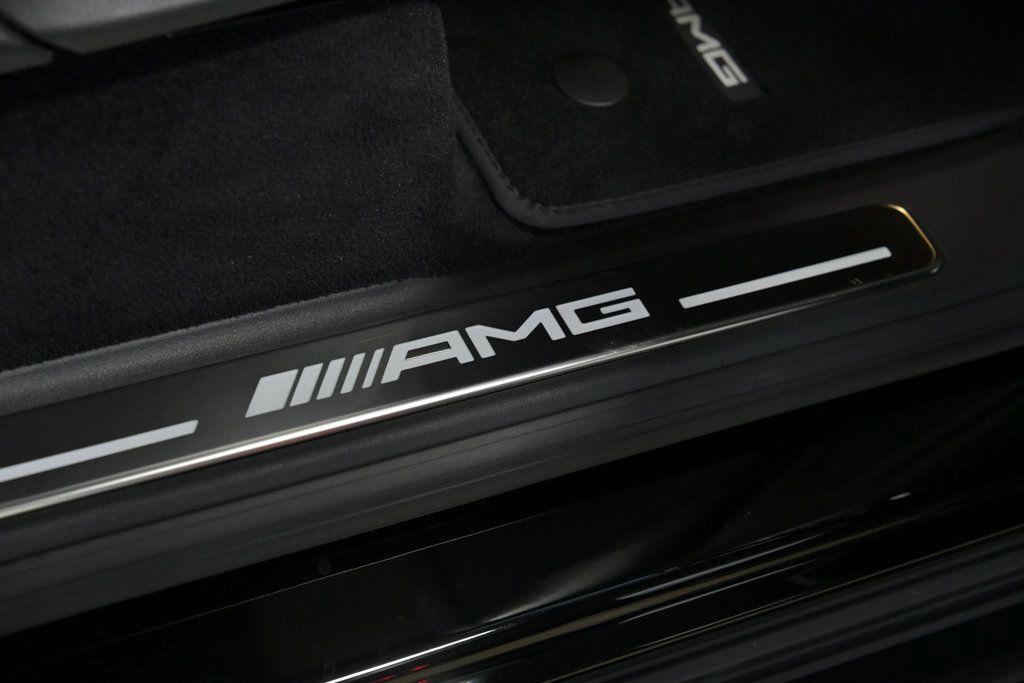 2026 Mercedes-BENZ AMG G 63 BASE — миниатюра 43