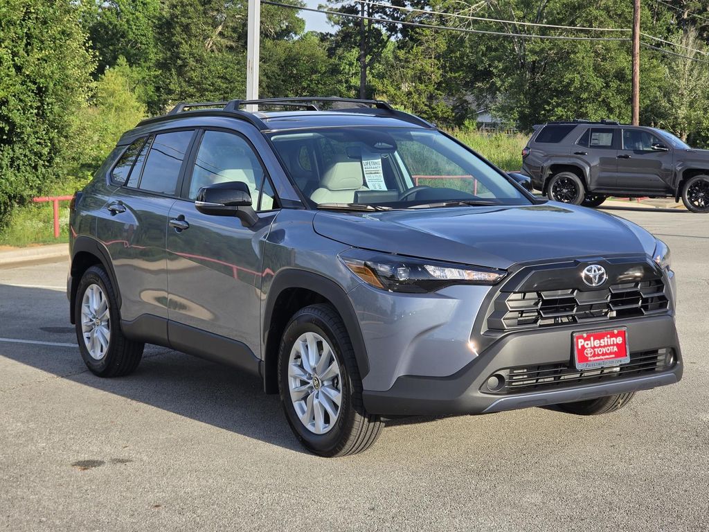New 2026 Toyota Corolla Cross LE