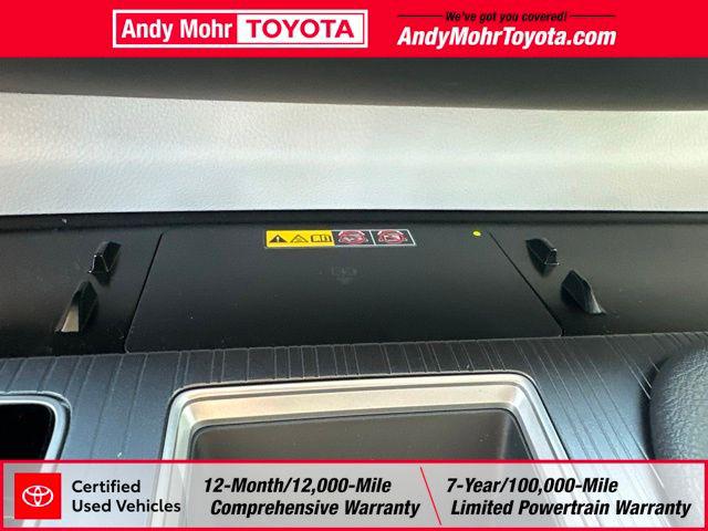 2026 Toyota SIENNA LE thumbnail 24