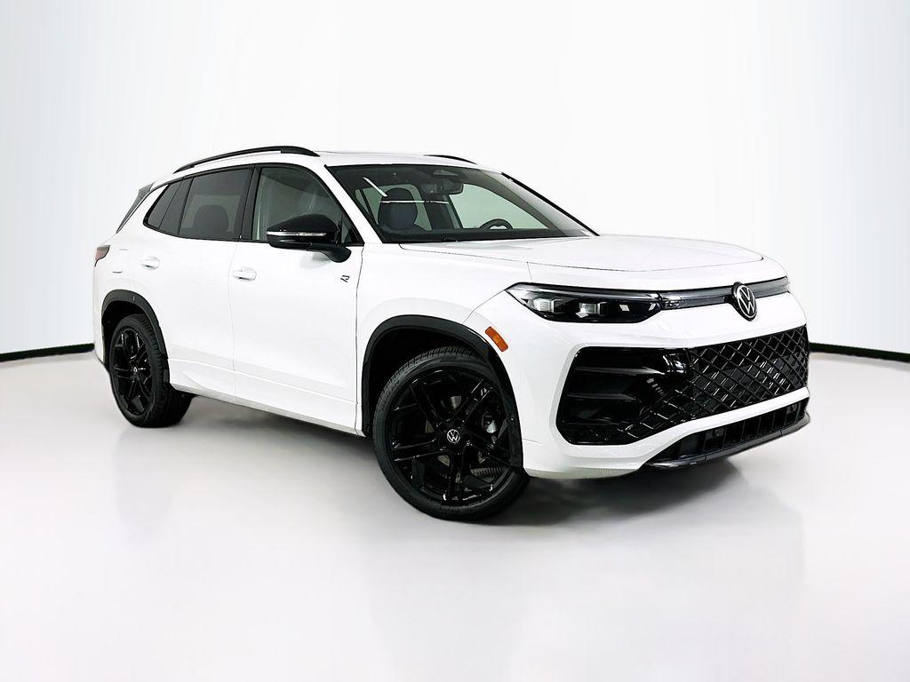 New 2026 Volkswagen Tiguan 2.0T SE R-Line Black