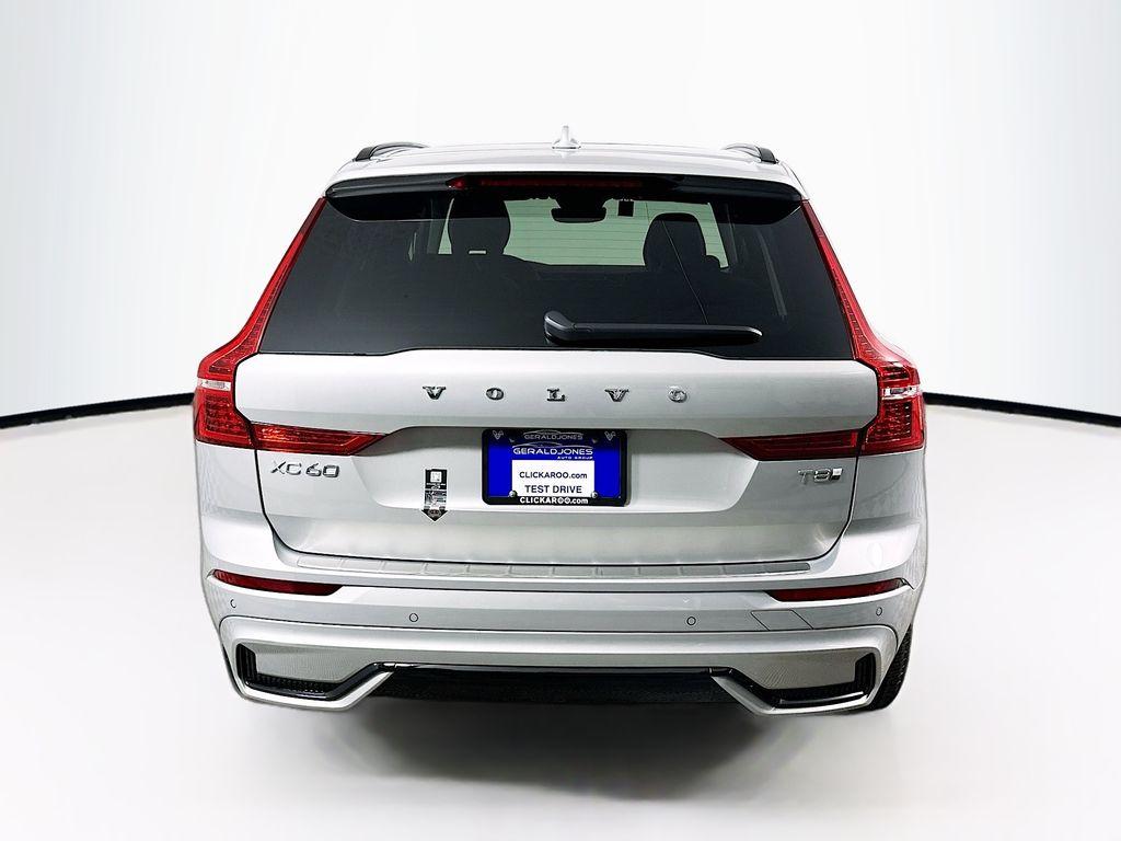 2025 Volvo XC60 PLUG-IN HYBRID T8 CORE — миниатюра 14