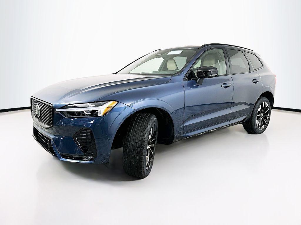 New 2026 Volvo XC60 B5 Plus