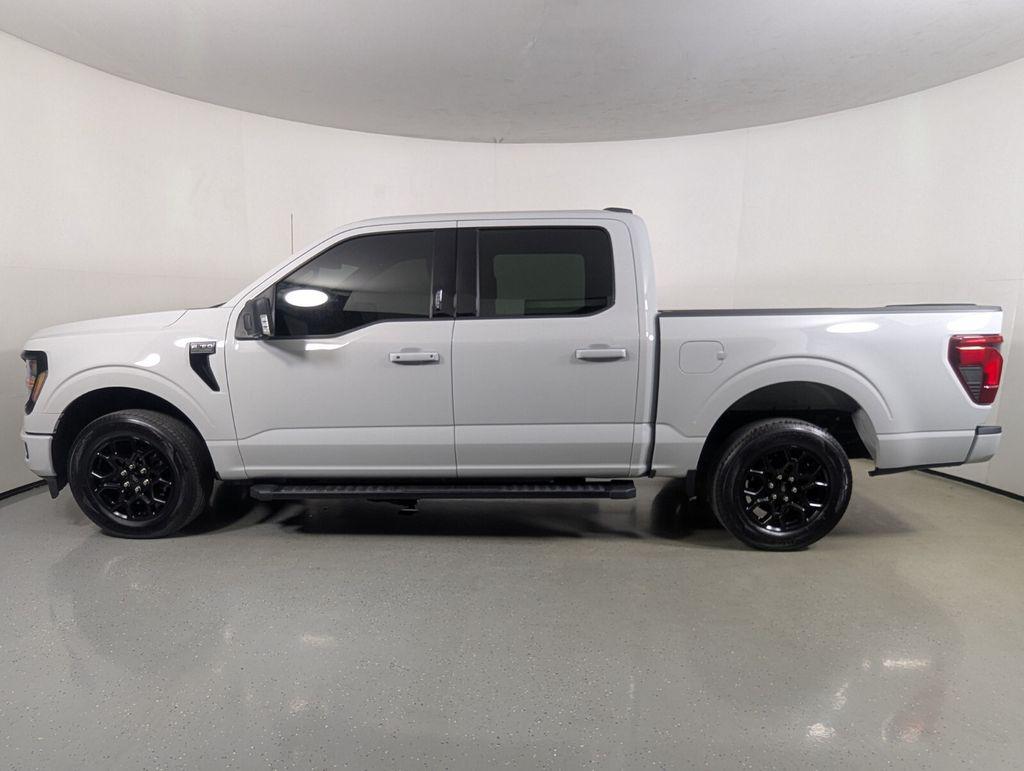 FORD F-150 XLT - 4